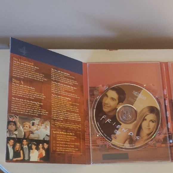 Friends Season 4 DVD Set The Complete Fourth Season - Picture 3 of 11